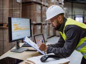 Na czym polega system WMS?